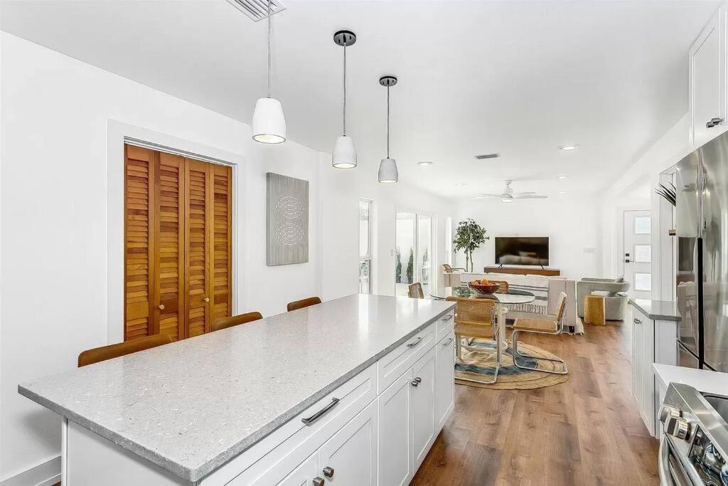 Downtown Dream- Relaxing Escape In Downtown Pensacola Villa Bagian luar foto